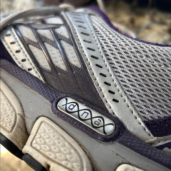 Brooks Glycerin Women's Gray and Purple Running Shoes - Picture 8 of 14